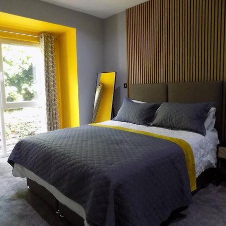 2 Bedroom Luxury City Centre Apt Лінкольн Екстер'єр фото